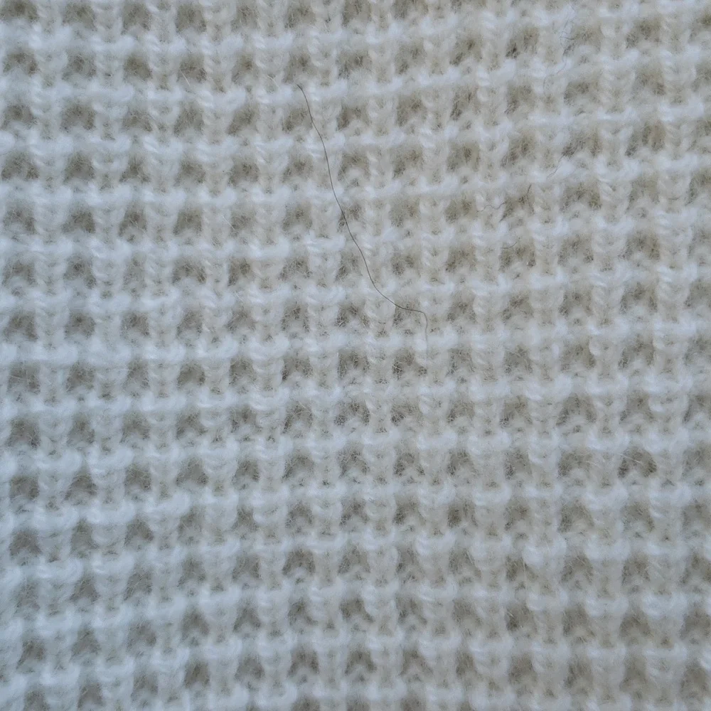 Everlane Cashmere Waffle Knit Sweater - Picture 9 of 12